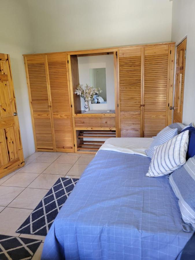 Memories Cottage And Apartments Buccoo Екстер'єр фото
