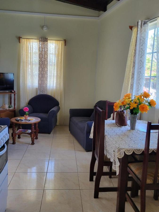 Memories Cottage And Apartments Buccoo Екстер'єр фото