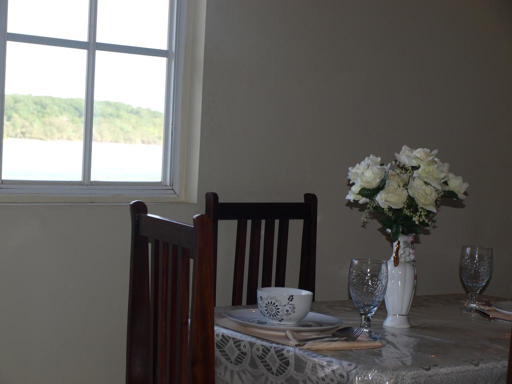 Memories Cottage And Apartments Buccoo Екстер'єр фото